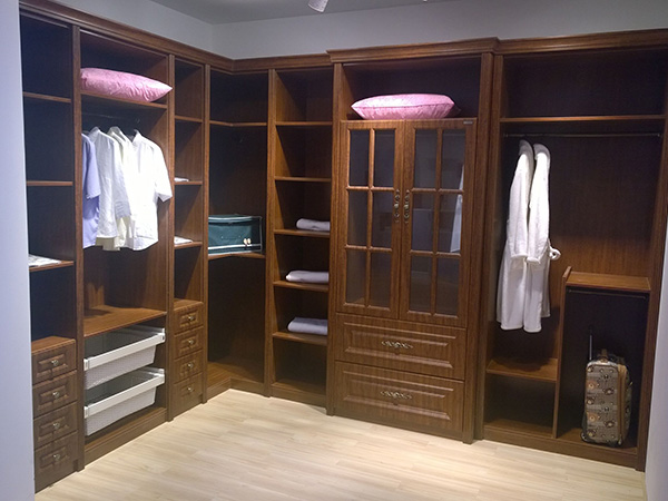 衣帽間.jpg 衣帽間.jpg